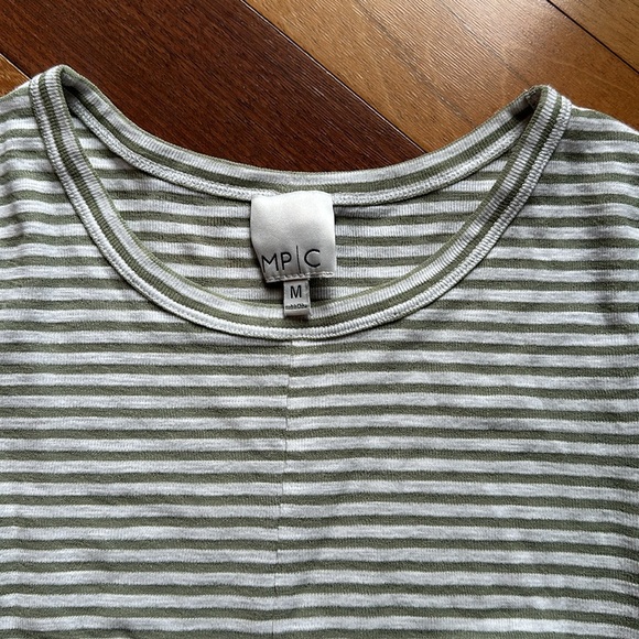 Mink Pink Striped Cropped Tee with Twist Detail, size Medium - Picture 2 of 10